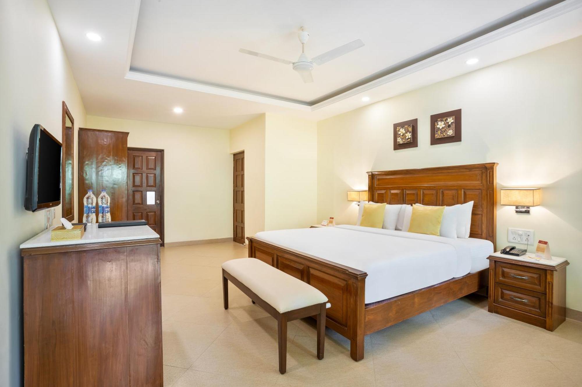 Seashell Suites And Villas- Candolim Goa מראה חיצוני תמונה