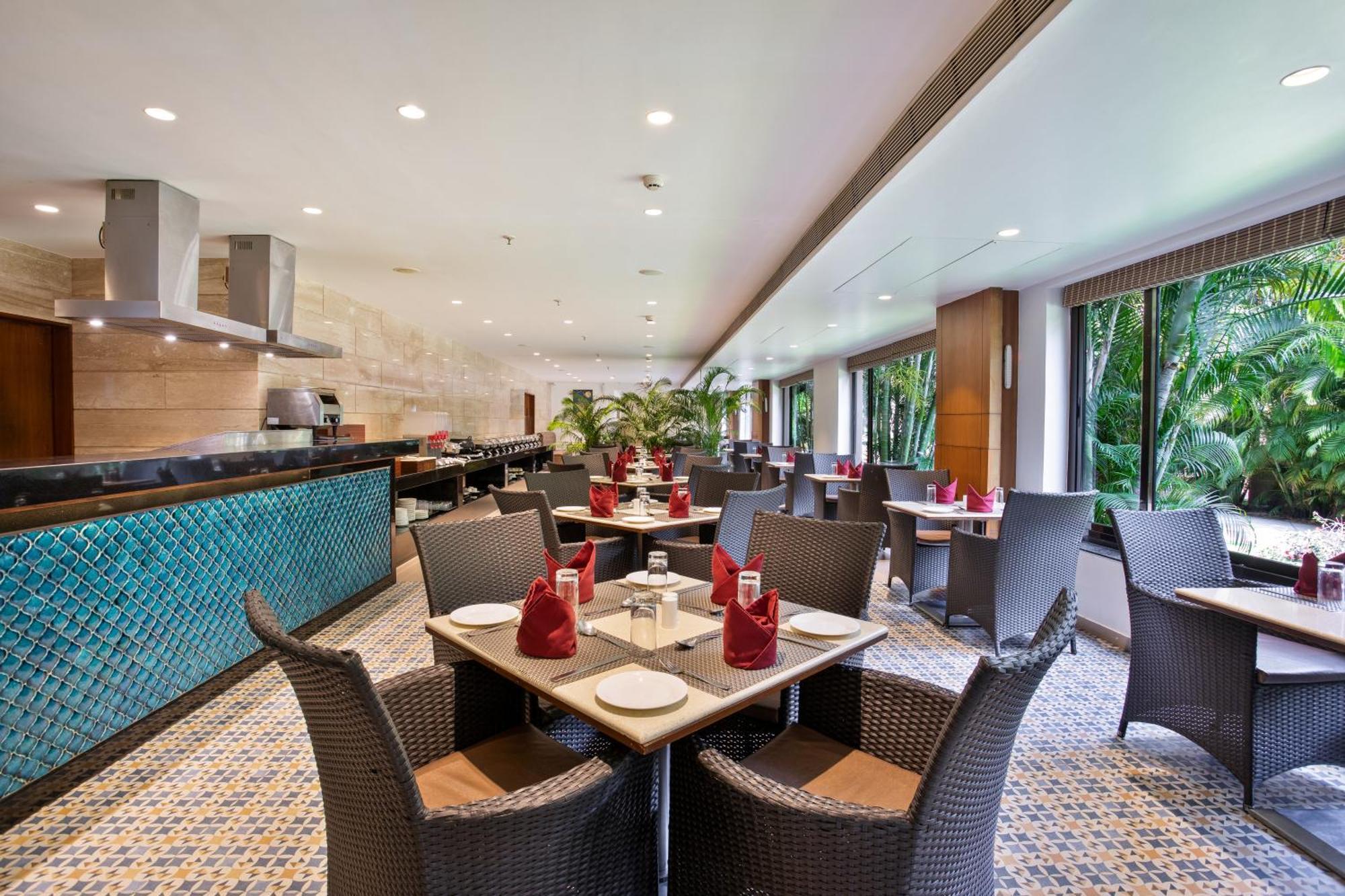 Seashell Suites And Villas- Candolim Goa מראה חיצוני תמונה